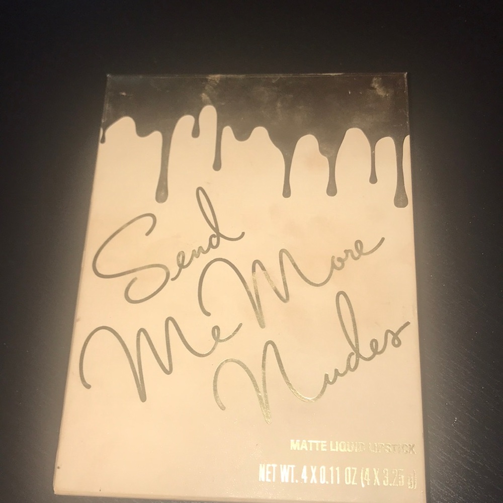 LIMITED EDITION Kylie Send Me More Nudes matte set